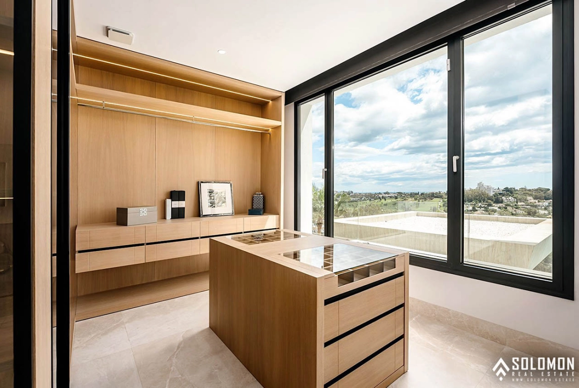 Luxury Villa Close to Puerto Banus and Marbella in Benahavis – Costa del Sol – Nueva Andalucía – Málaga – Spain