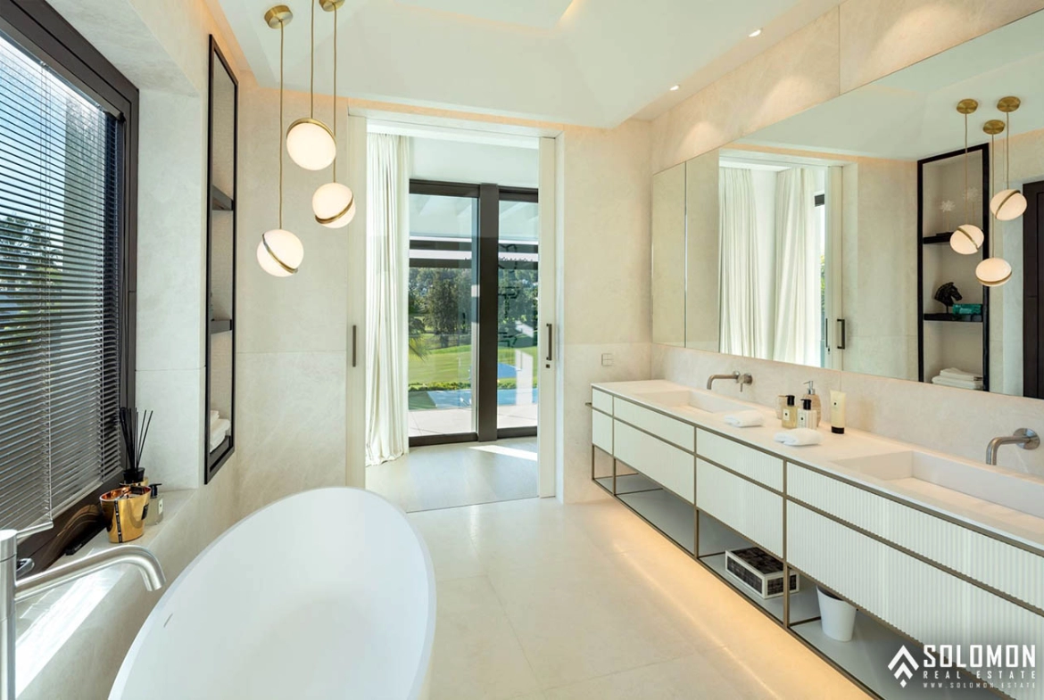 Golf View Villa with a High Level of Privacy in Marbella – Costa del Sol – Nueva Andalucía – Málaga – Spain