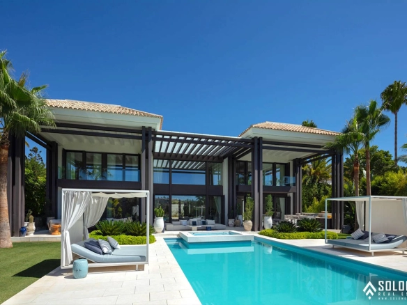 Golf View Villa with a High Level of Privacy in Marbella – Costa del Sol – Nueva Andalucía – Málaga – Spain