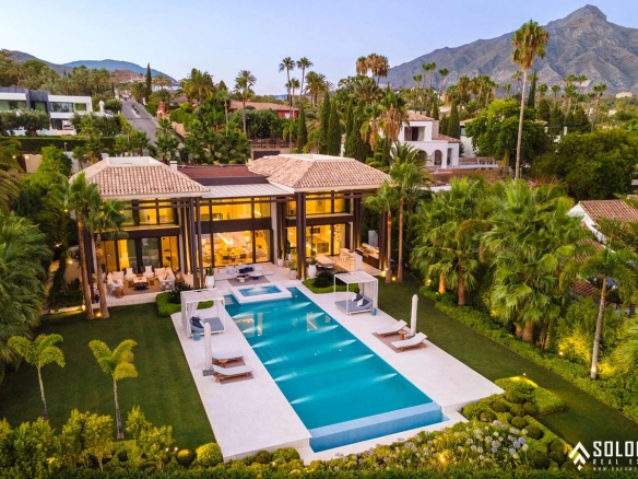 Golf View Villa with a High Level of Privacy in Marbella – Costa del Sol – Nueva Andalucía – Málaga – Spain
