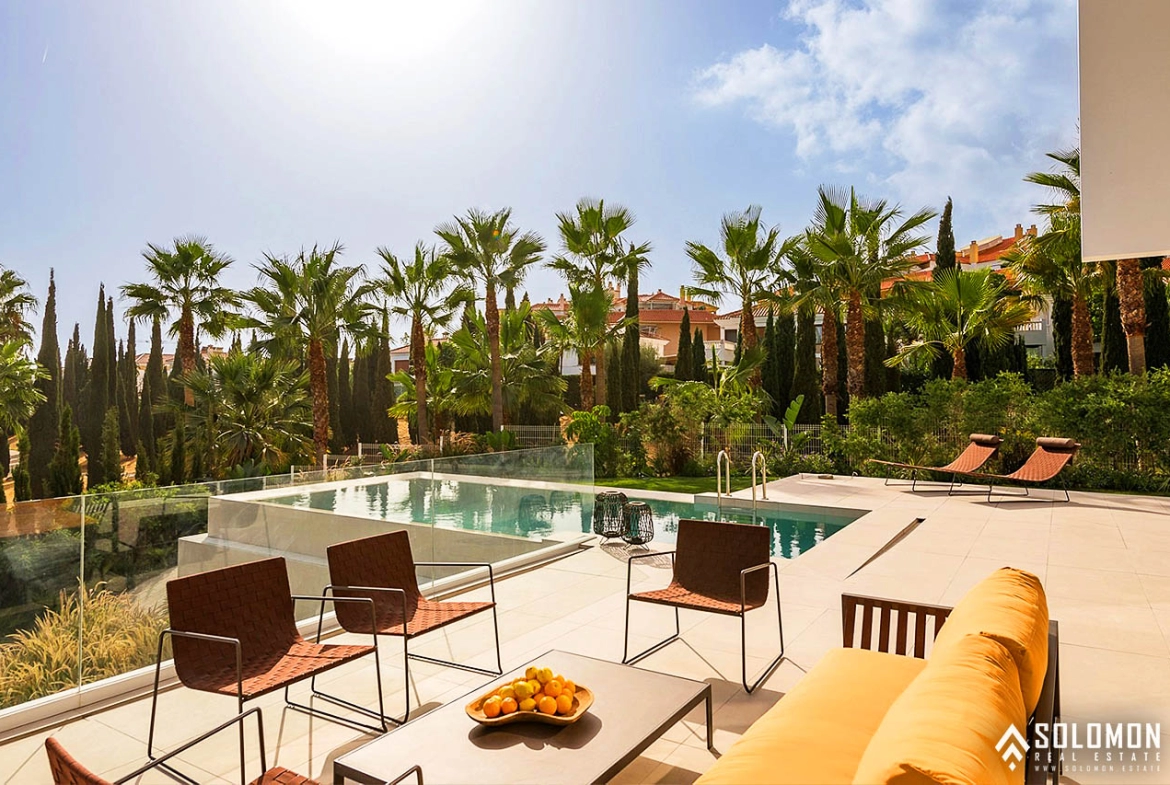 Luxury Villa in a Sought-After Neighborhood in Benalmádena – Costa del Sol – Marbella – Málaga – Spain