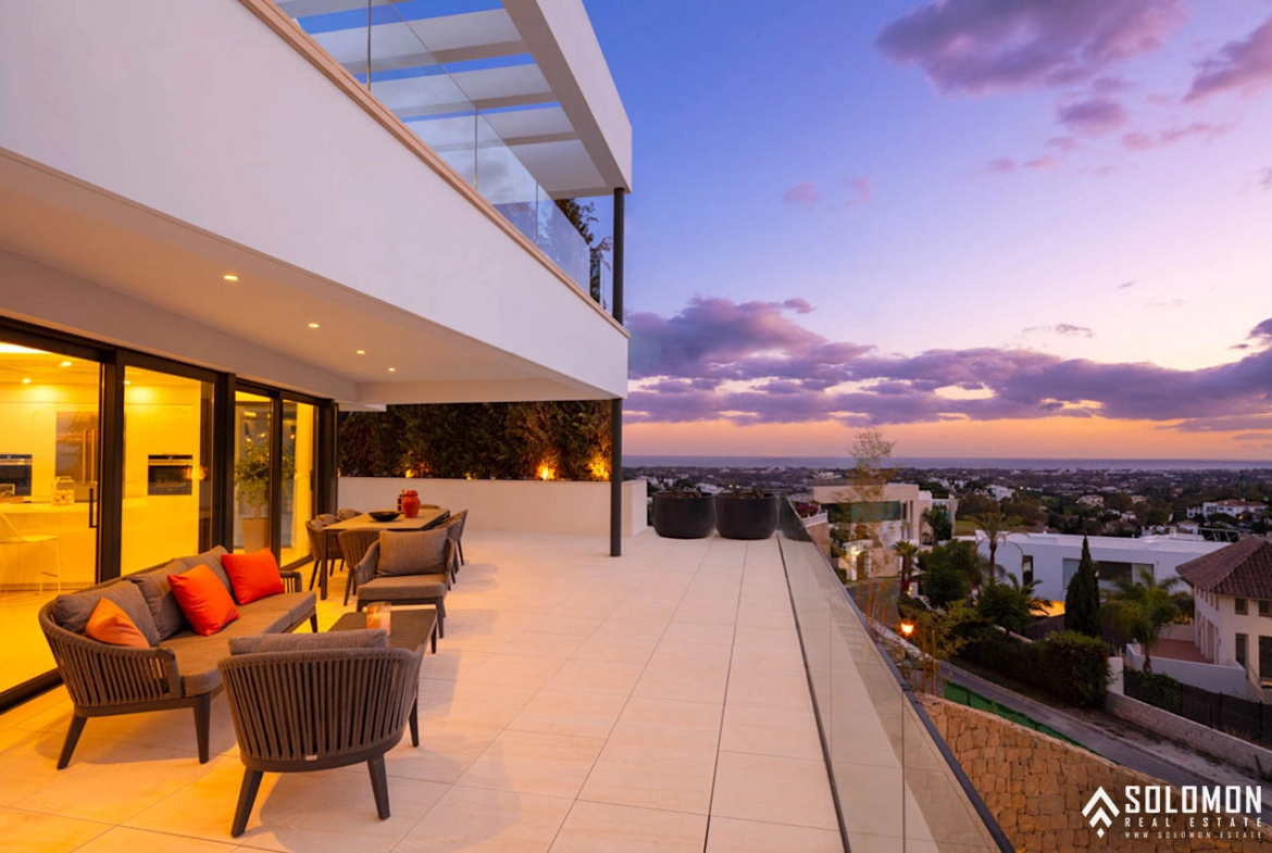 Chic Villa with Rich Features Close to Puerto Banus in Benahavís – Costa del Sol – Nueva Andalucía – Málaga – Spain