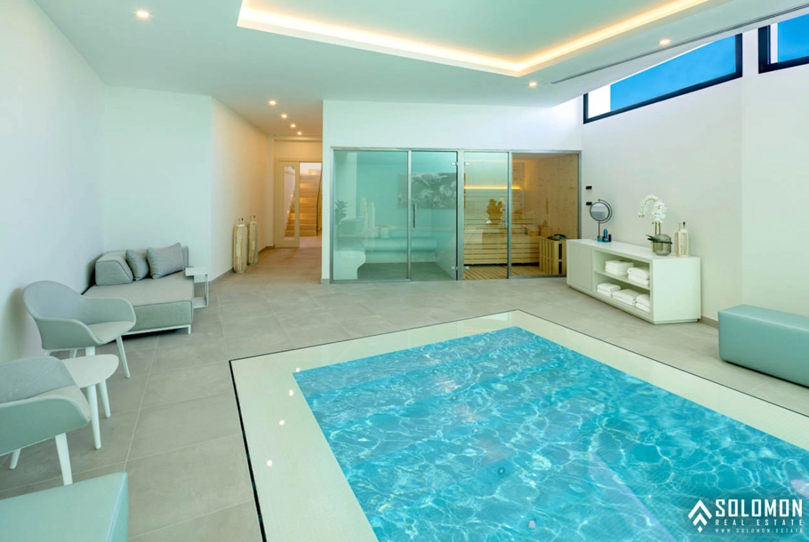 Chic Villa with Rich Features Close to Puerto Banus in Benahavís – Costa del Sol – Nueva Andalucía – Málaga – Spain