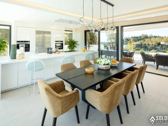 Chic Villa with Rich Features Close to Puerto Banus in Benahavís – Costa del Sol – Nueva Andalucía – Málaga – Spain
