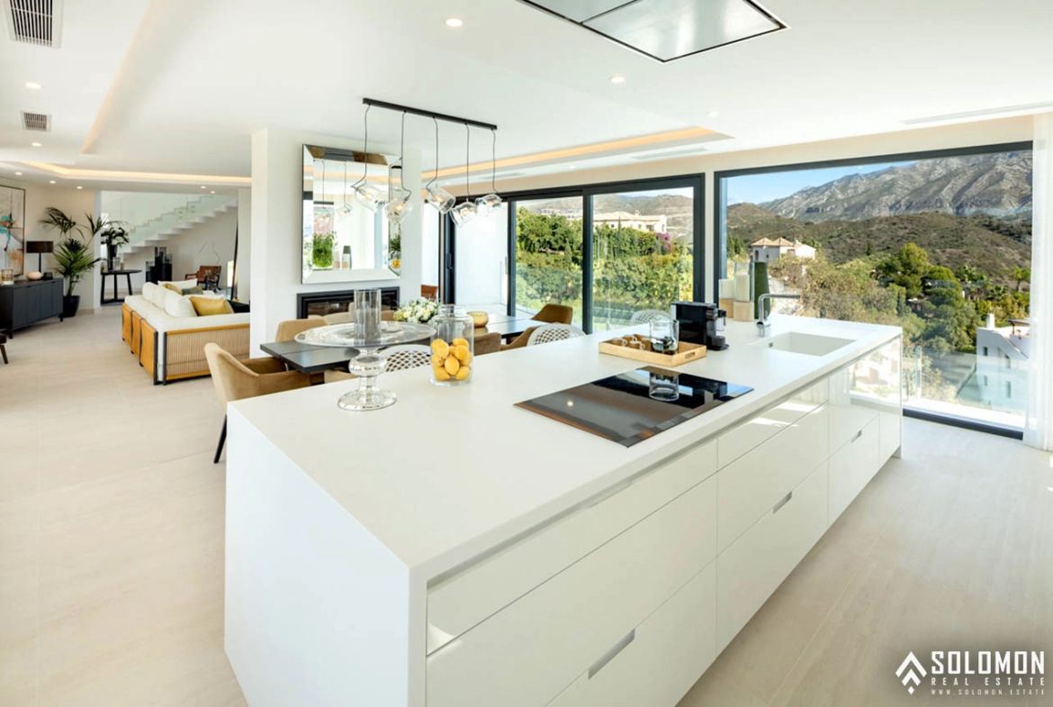Chic Villa with Rich Features Close to Puerto Banus in Benahavís – Costa del Sol – Nueva Andalucía – Málaga – Spain