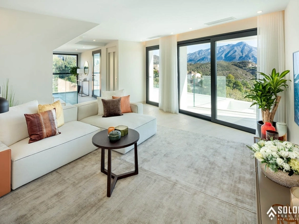 Chic Villa with Rich Features Close to Puerto Banus in Benahavís – Costa del Sol – Nueva Andalucía – Málaga – Spain