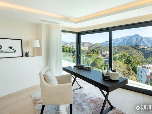 Chic Villa with Rich Features Close to Puerto Banus in Benahavís – Costa del Sol – Nueva Andalucía – Málaga – Spain