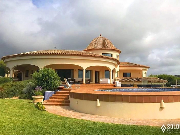 Luxury House with Panoramic Sea and Town View in Calpe – Costa Blanca – Alicante – Valencia – Spain