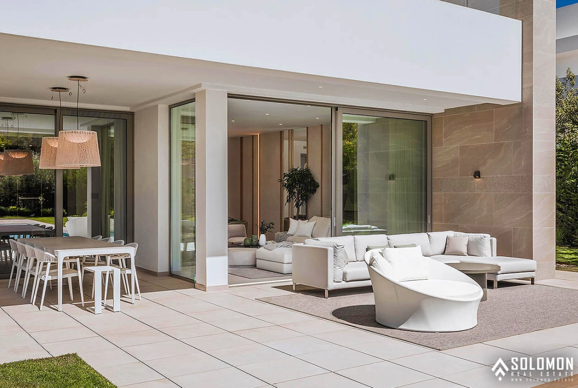 Superior Quality Houses on the New Golden Mile in Estepona – Marbella – Costa del Sol – Nueva Andalucía – Málaga – Spain