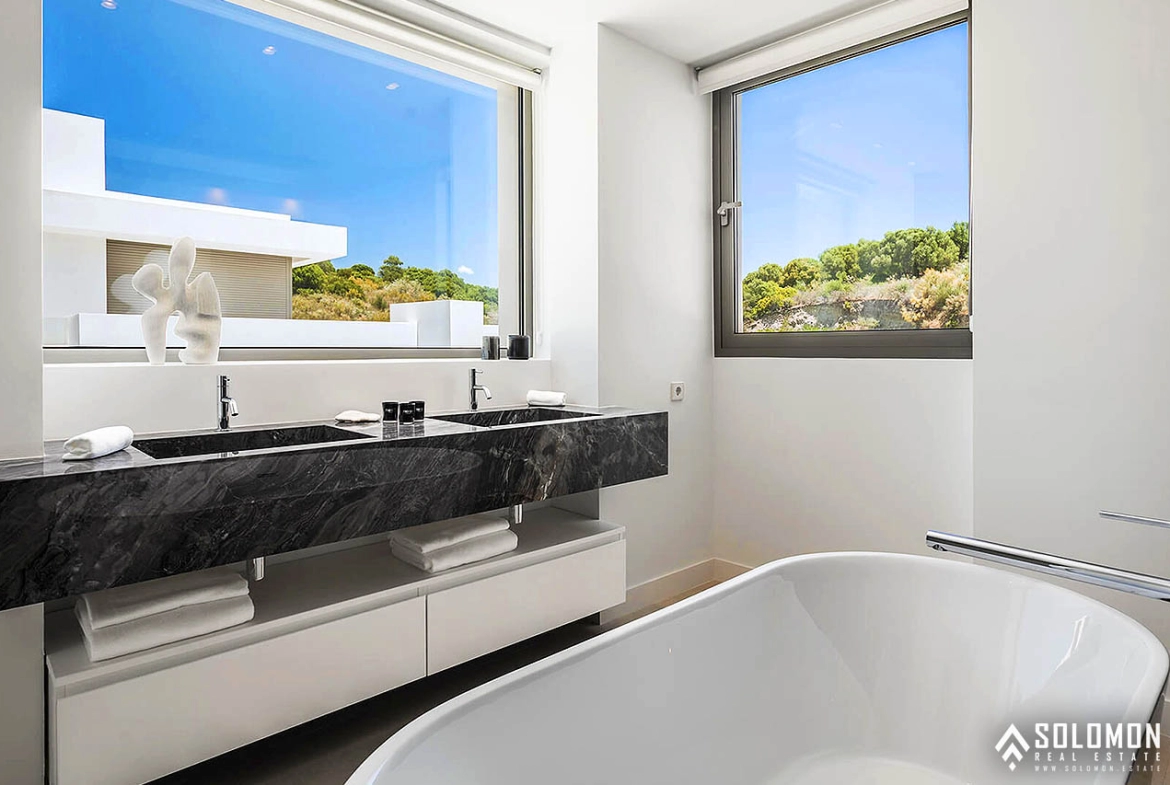 Superior Quality Houses on the New Golden Mile in Estepona – Marbella – Costa del Sol – Nueva Andalucía – Málaga – Spain