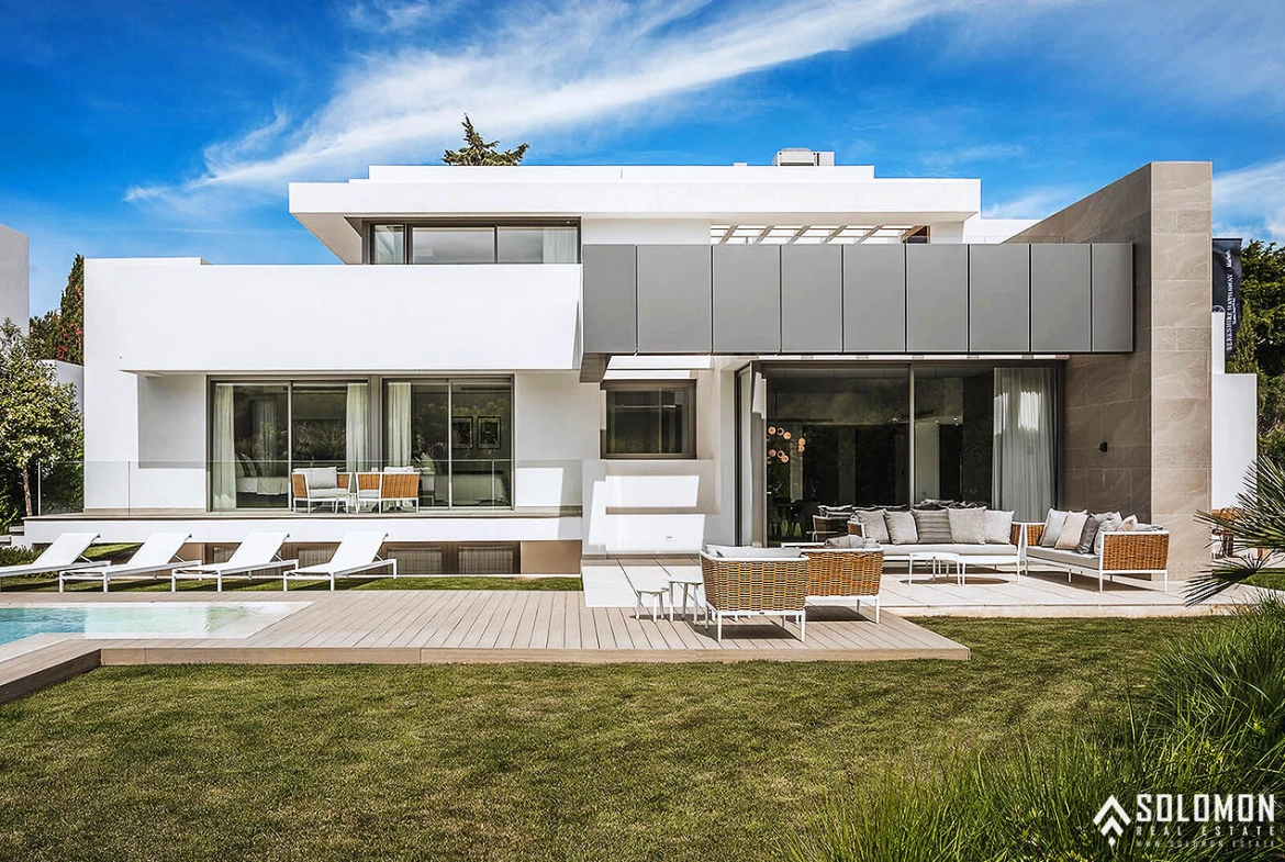 Superior Quality Houses on the New Golden Mile in Estepona – Marbella – Costa del Sol – Nueva Andalucía – Málaga – Spain