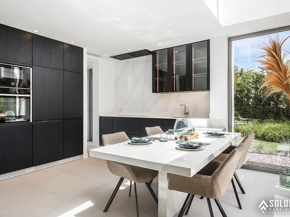 Superior Quality Houses on the New Golden Mile in Estepona – Marbella – Costa del Sol – Nueva Andalucía – Málaga – Spain