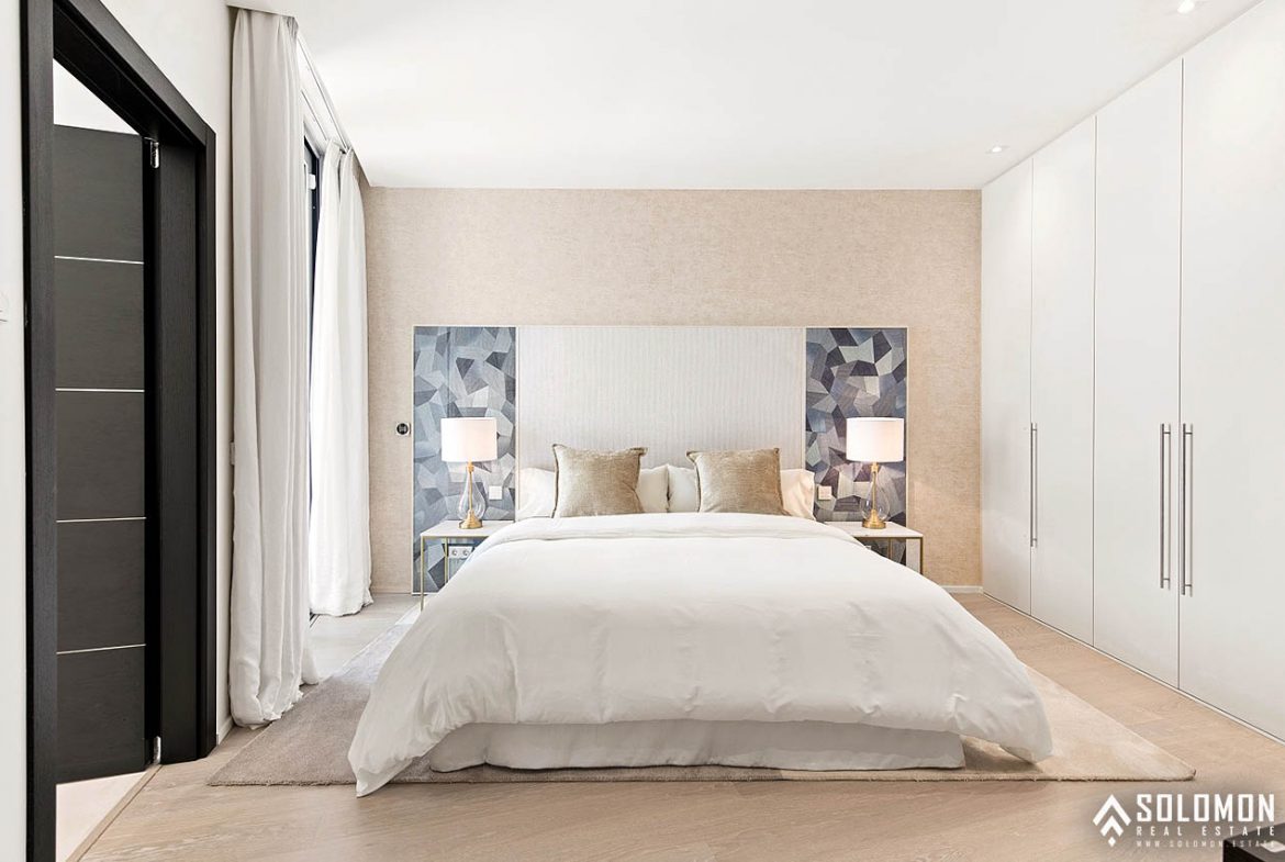 Perfectly Located Prestigious Villas in Marbella - Costa del Sol - Málaga - Spain