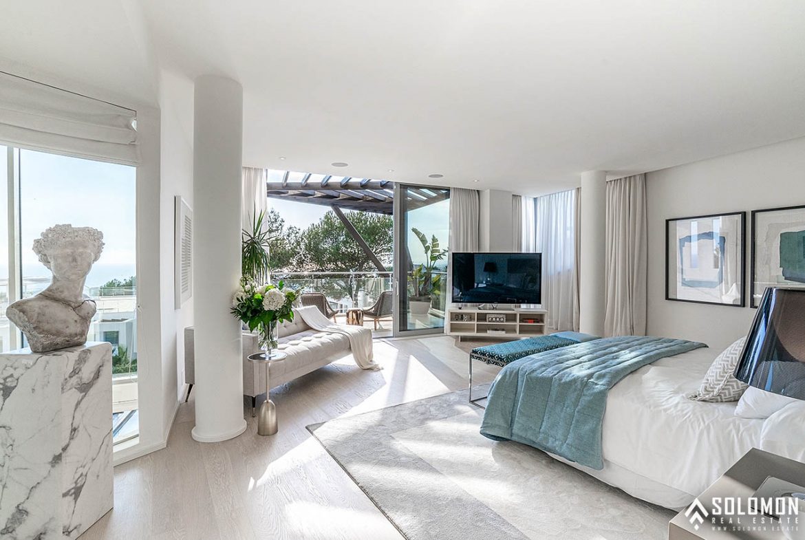 Perfectly Located Prestigious Villas in Marbella - Costa del Sol - Málaga - Spain