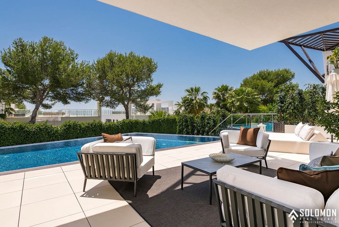 Perfectly Located Prestigious Villas in Marbella - Costa del Sol - Málaga - Spain