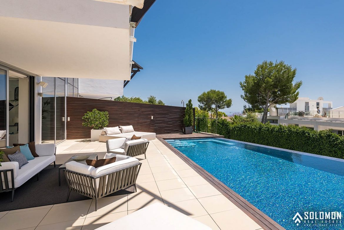 Perfectly Located Prestigious Villas in Marbella - Costa del Sol - Málaga - Spain