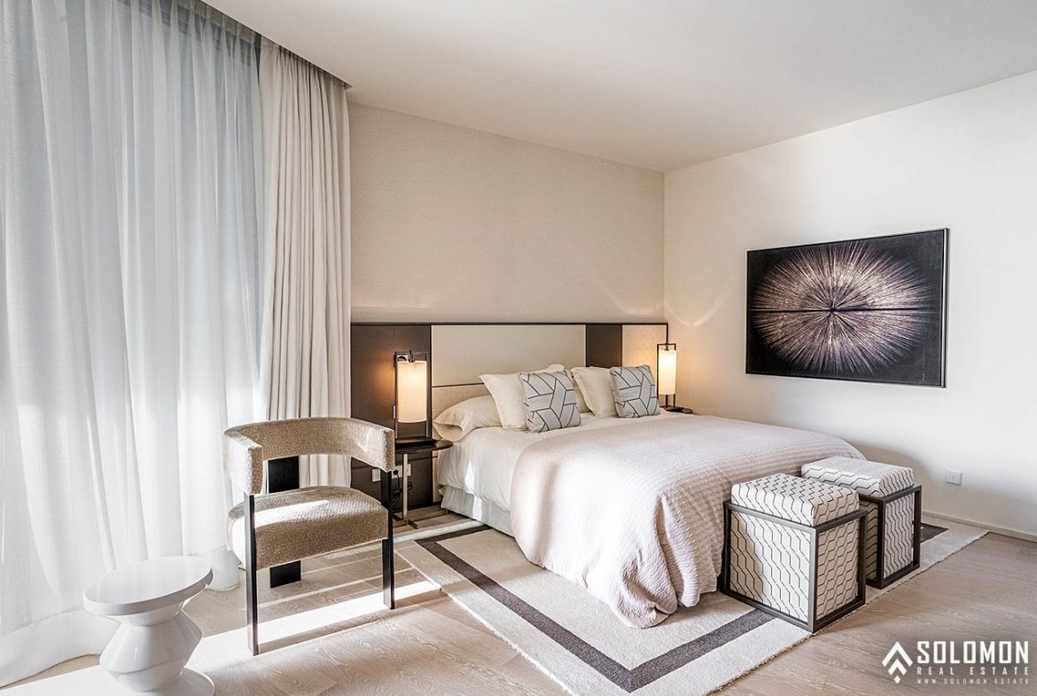 Perfectly Located Prestigious Villas in Marbella - Costa del Sol - Málaga - Spain
