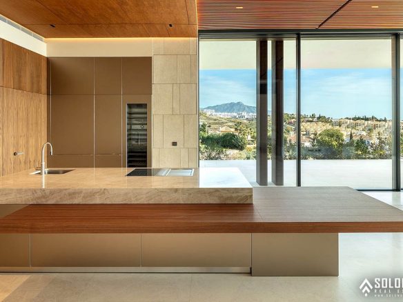 Exclusive Golf Villa with Infinity Pool in Benahavis – Marbella – Málaga – Spain