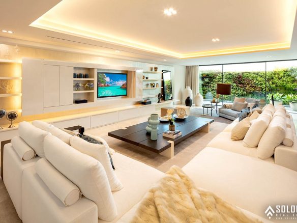 Luxury Villa - Near Golf Course in Marbella - Nueva Andalucía - Málaga - Spain