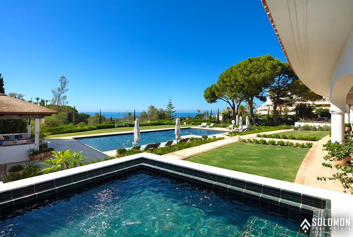Exquisite Mansion with Panoramic Views on Golden Mile in Marbella - Nueva Andalucía - Spain