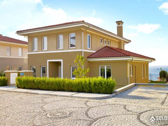 Sea and Lake View Villas for Sale in Beylikdüzü - Istanbul - Marmara - Turkey