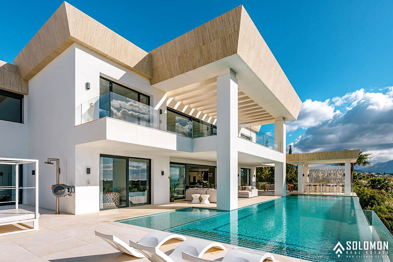Luxury Villa Close to Puerto Banus and Marbella in Benahavis – Costa del Sol – Nueva Andalucía – Málaga – Spain