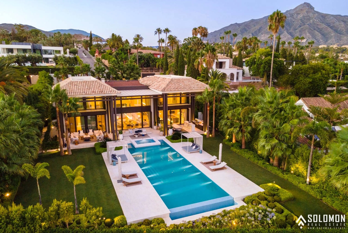 Golf View Villa with a High Level of Privacy in Marbella – Costa del Sol – Nueva Andalucía – Málaga – Spain