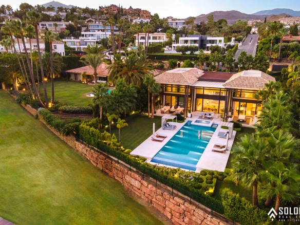 Golf View Villa with a High Level of Privacy in Marbella – Costa del Sol – Nueva Andalucía – Málaga – Spain