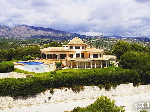 Luxury House with Panoramic Sea and Town View in Calpe – Costa Blanca – Alicante – Valencia – Spain