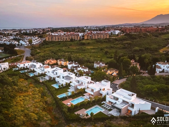Superior Quality Houses on the New Golden Mile in Estepona – Marbella – Costa del Sol – Nueva Andalucía – Málaga – Spain